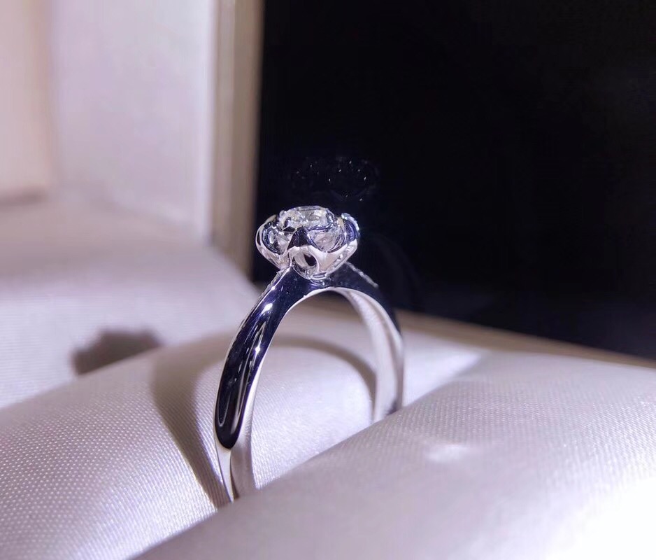 CKS564 Engagement Diamond Ring in 18k White Gold