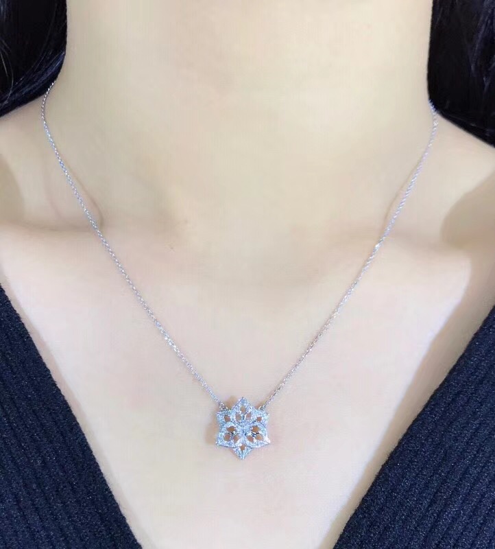 N00070 Violet Diamond Necklace in 18k White Gold/18k Gold