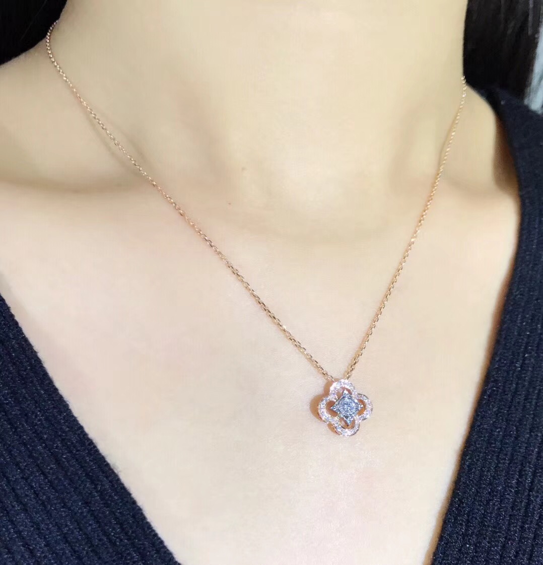 N00386 Four-leaf Clover Diamond Necklace in 18k White Gold/18k Gold