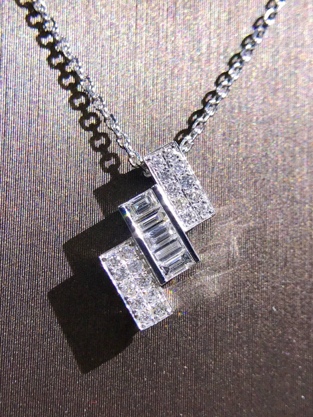 P00824 Diamond Necklace in 18k White Gold