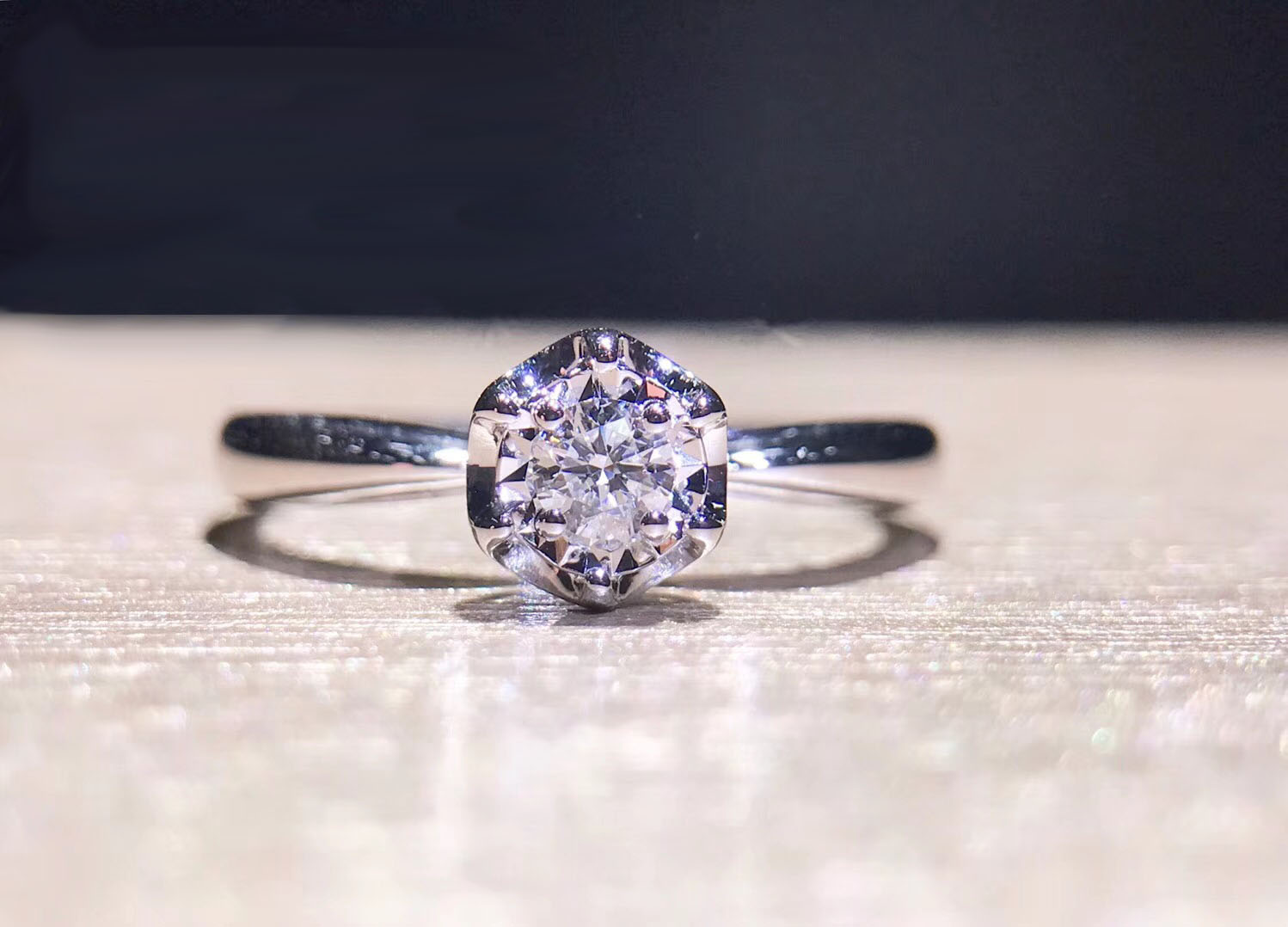 R21150-10 Engagement Diamond Ring in 18k White Gold