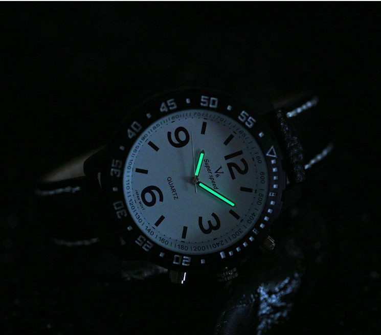 7032018C V6 Quartz Movement Leather Band Casual Watch