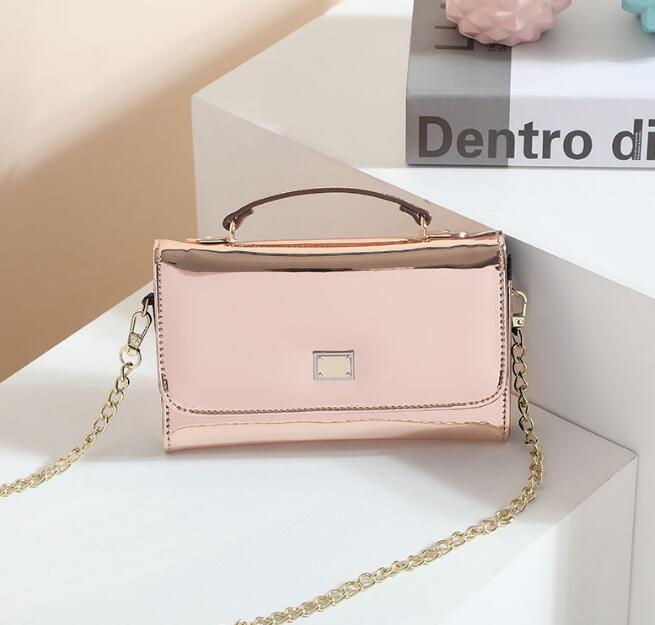 Idolra Simple Luxury Gold Chain Mini Shoulder Handbag
