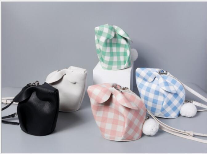 Idolra Unique Animal Lattice Design Shoulder Handbag [Id1032]