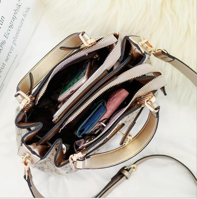 Idolra Fashionable Monogram Lock catch Shoulder Handbag