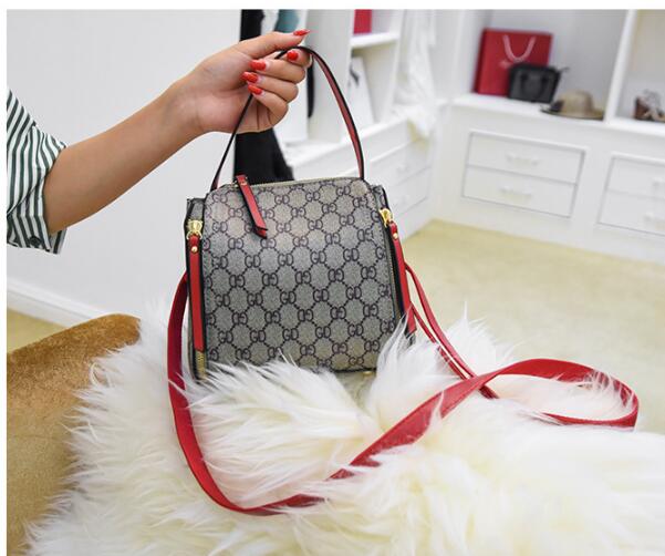 Idolra Simple Luxury Monogram Shoulder Handbag