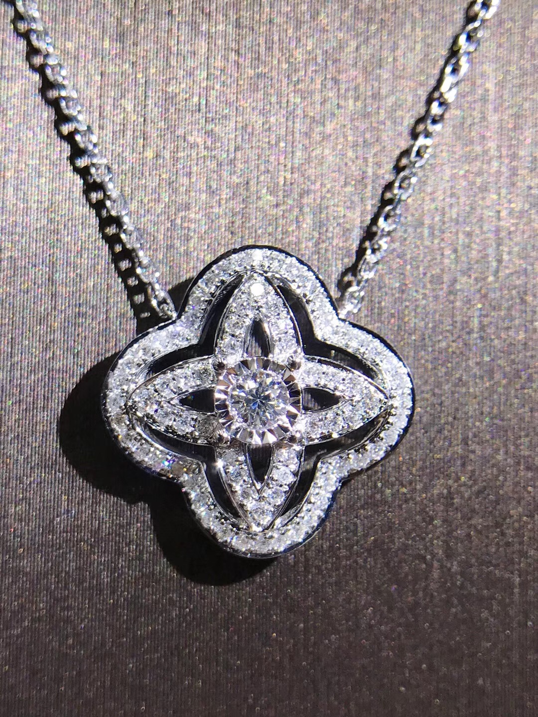 N00375 Flower Shaped Diamond Necklace in 18k White Gold/18k Gold