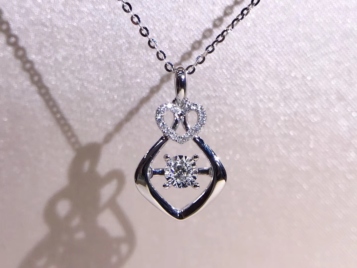 P00434 Diamond Necklace in 18k White Gold /18k Gold